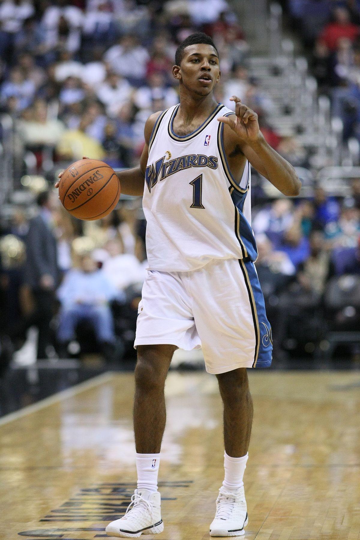 马利诺夫斯基：国米是最强球队之一，但单场比赛我们会有机会（马利诺夫斯基：国米属顶级强队，但单场对决我们也有机会）