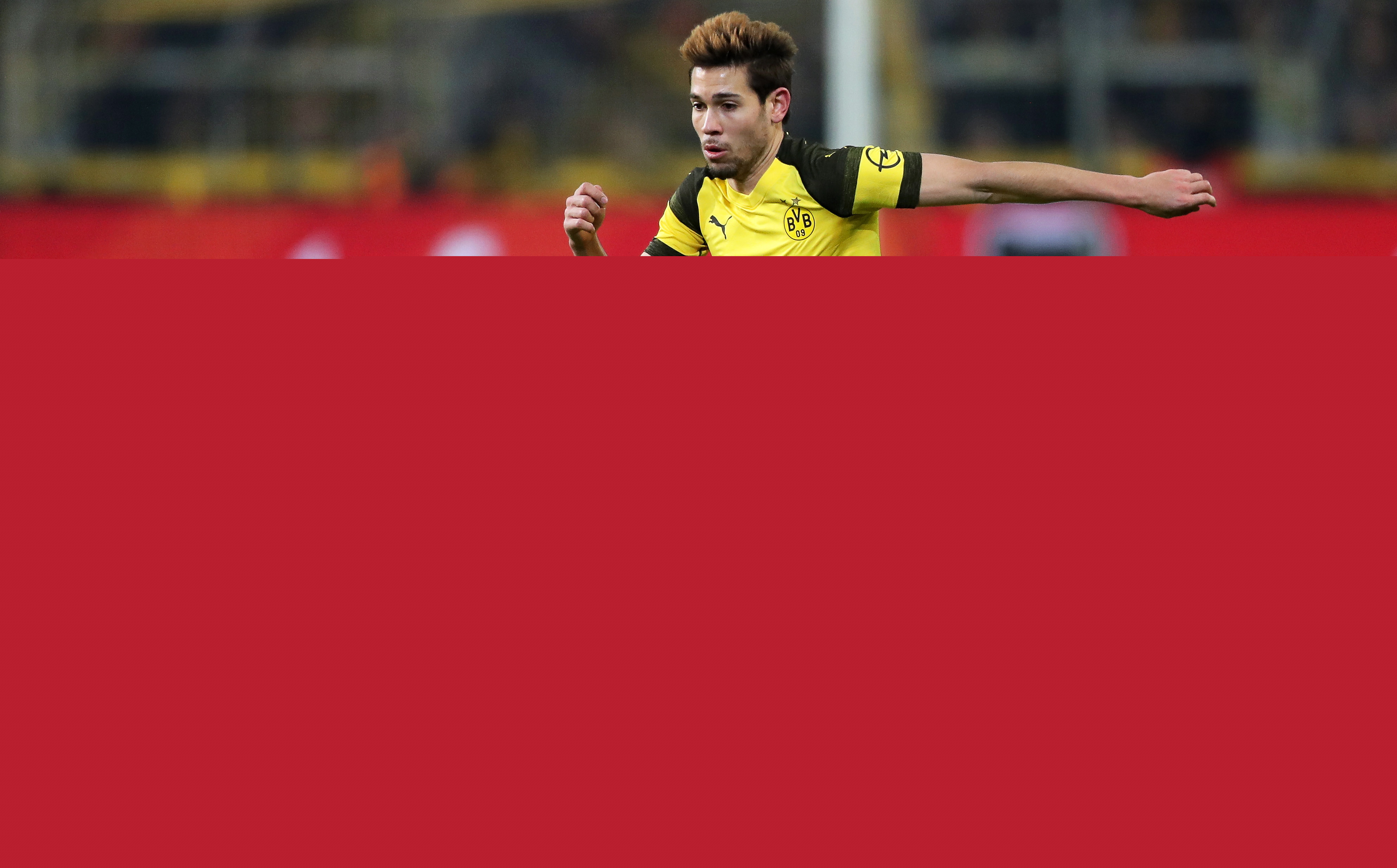 邓加：巴西球员和欧洲球员是不一样的，他们总想上场踢球（邓加：巴西球员与欧洲球员各异，始终渴望上场）