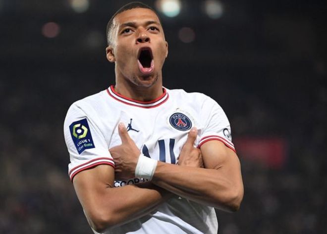 世界大学生运动会篮球比赛开打（世界大学生运动会篮球项目拉开战幕）