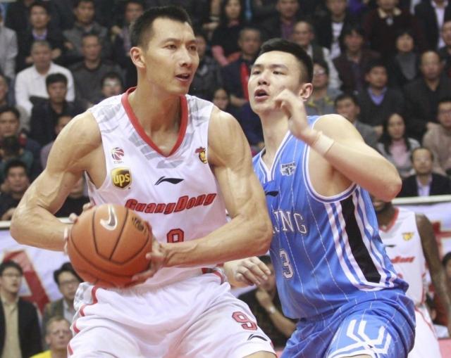 罗马诺：拜仁把博伊推荐给尤文，新任总监尚未作出决定（罗马诺：拜仁已向尤文推荐博伊，新任总监尚未定夺）