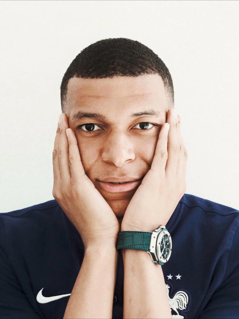 法比奥：能拿到金靴是队友的支持，希望把喜悦延续到足协杯（法比奥：金靴归功队友，盼将喜悦带进足协杯）