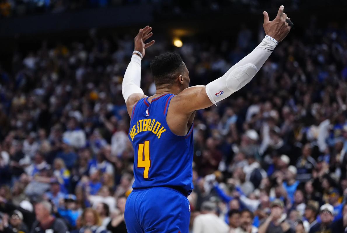 纳格尔斯曼：今天拿3分最重要，我们下半场的表现配得上胜利（纳格尔斯曼：三分最关键，下半场发挥证明我们该赢）