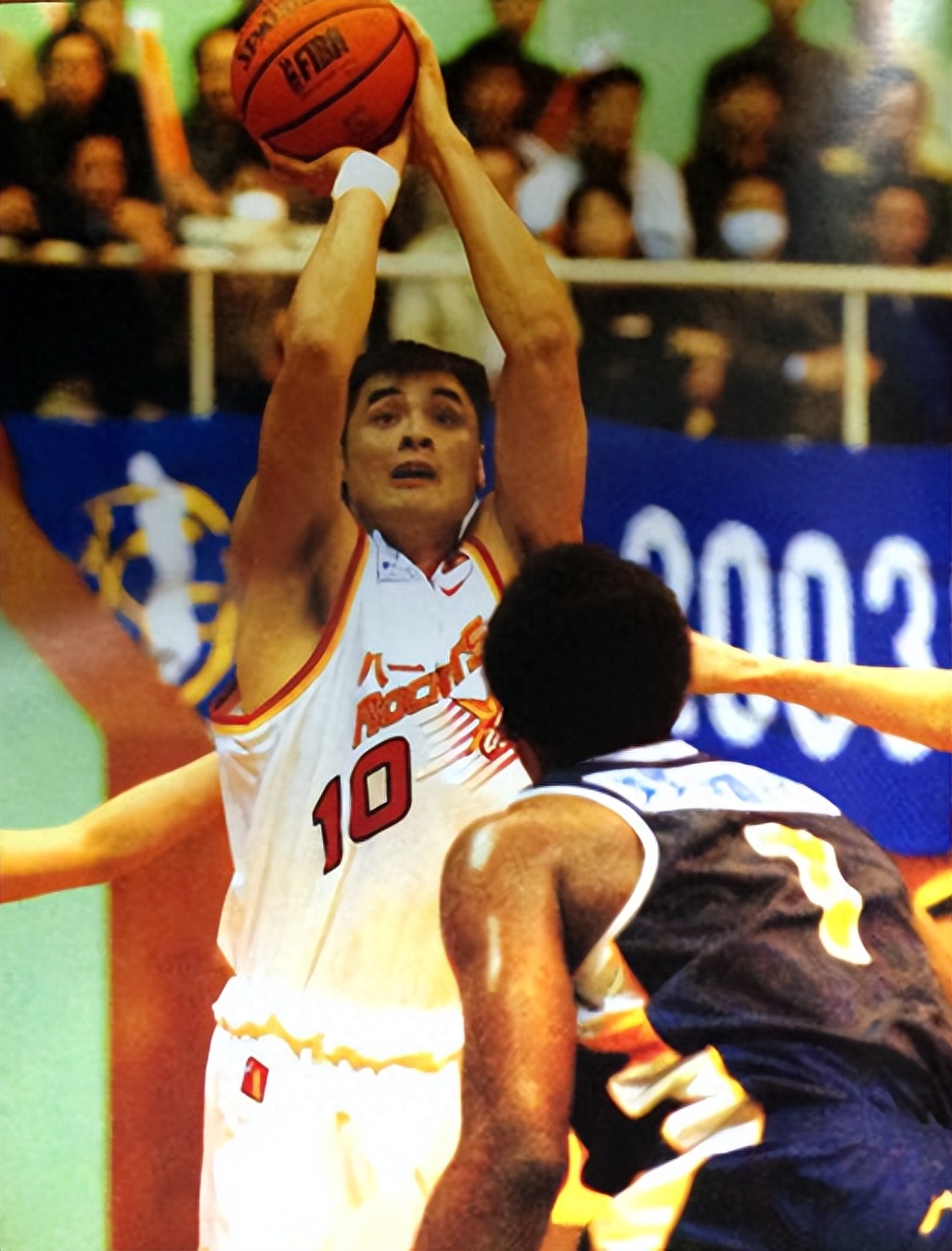 奇兵！泰森15中11轰24分，第三节独砍16分（爆发！泰森15投11中砍下24分，第三节独得16分）