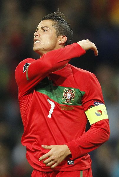 挪超战报：乔根森补时绝杀，博德闪耀2-1奥斯陆保留争冠悬念（挪超快讯：乔根森读秒绝杀，博德闪耀2-1击退奥斯陆，争冠悬念仍在）