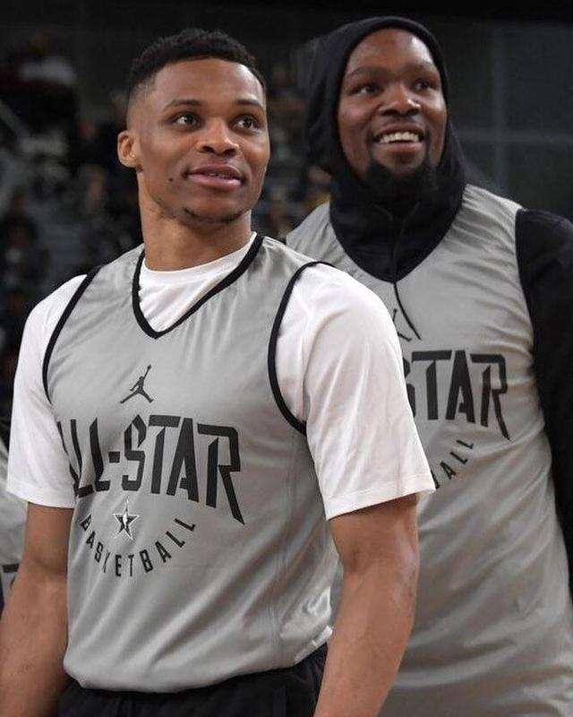 与4结缘，多特5轮欧冠联赛有4轮打入4球，剩下1轮被曼城进4球（多特与数字4有缘：5轮欧冠4场各入4球，另1场被曼城打进4球）