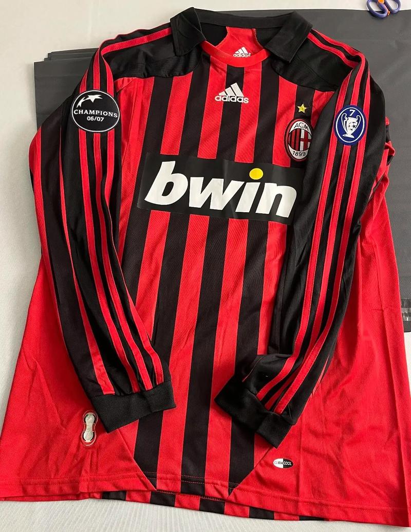 加斯佩里尼：没想到能排名榜首；谈论意甲冠军？我们不谈目标（加斯佩里尼：意外登顶；意甲争冠？暂不设目标）