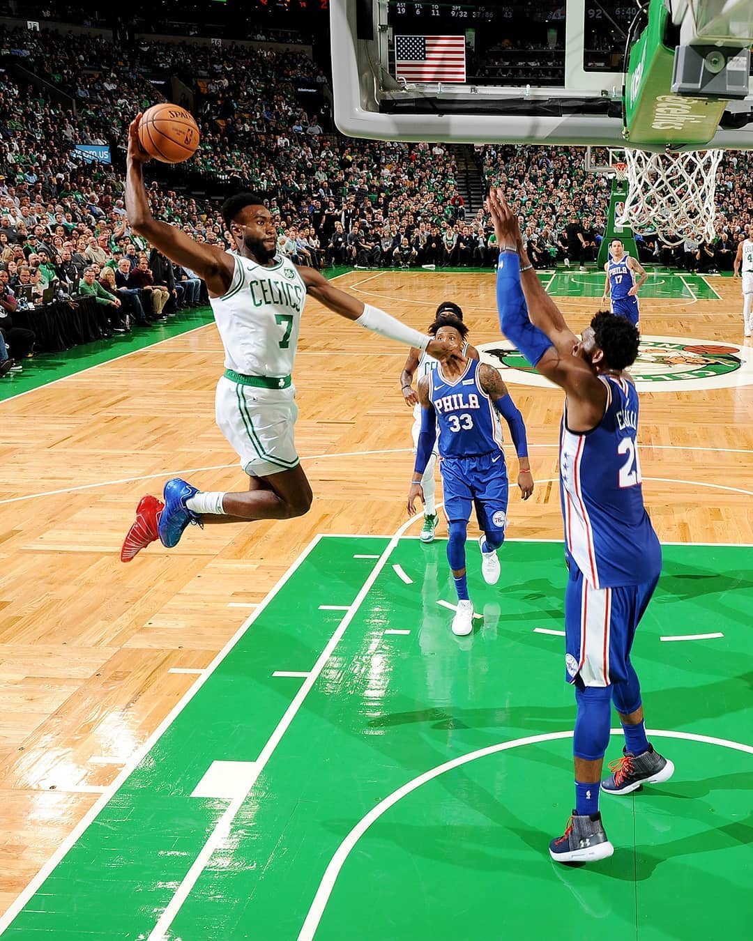 NBA战报：康宁汉姆29分8板10助，活塞129-116击败雄鹿（活塞129-116力克雄鹿，康宁汉姆砍29分8板10助）