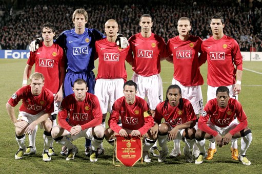 杜兰特砍25+9！东契奇25+5+7 詹姆斯18分，火箭圣诞大战力克湖人（圣诞大战综述：火箭力克湖人，杜兰特25+9、东契奇25+5+7，詹姆斯18分）