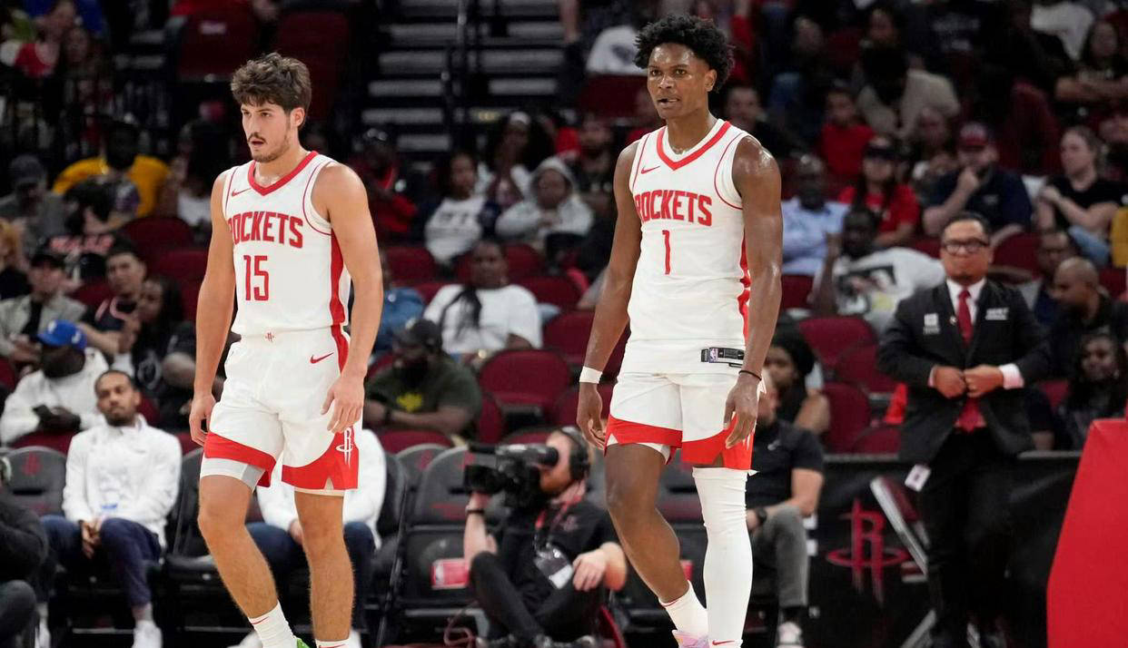 NBA：勇士击败森林狼 库里三分火力全开（库里外线狂飙，勇士力克森林狼）