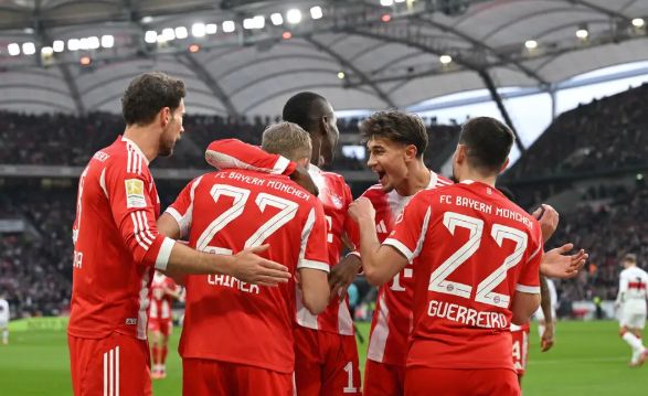 约基奇生涯3次100%命中率砍25+，历史上仅张伯伦更多（约基奇三度以100%命中率拿下25+，历史仅次张伯伦）