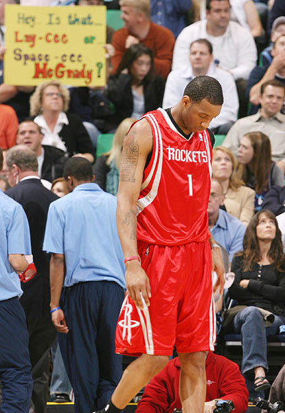 雷迪克：赛前最担心的是防守，但最终我们承受了压力没有崩盘（雷迪克：赛前最大隐忧是防守，所幸最终顶住压力未崩盘）