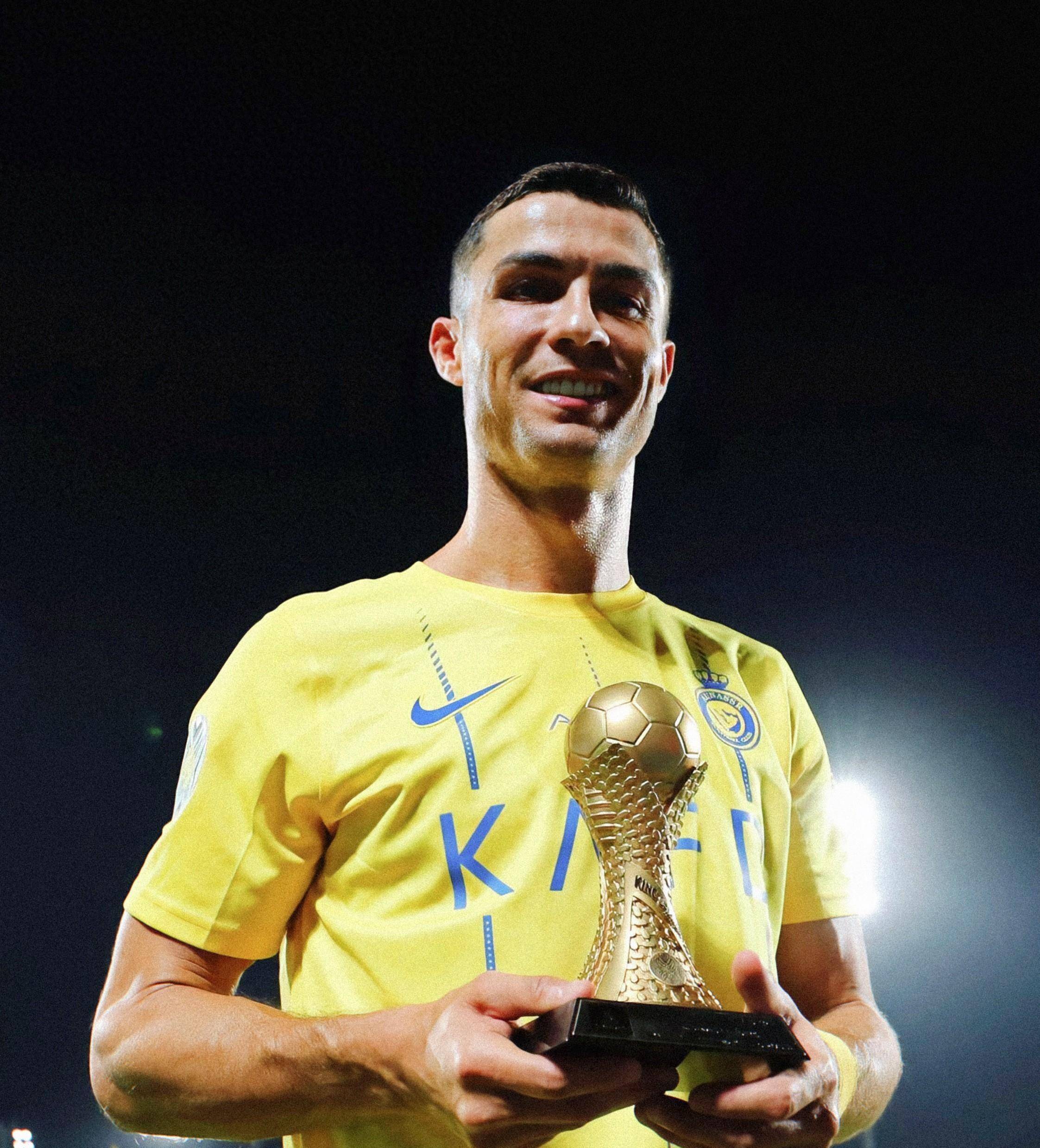 塔图姆单节爆砍20分率绿军大胜（塔图姆单节轰下20分带领绿军大胜）