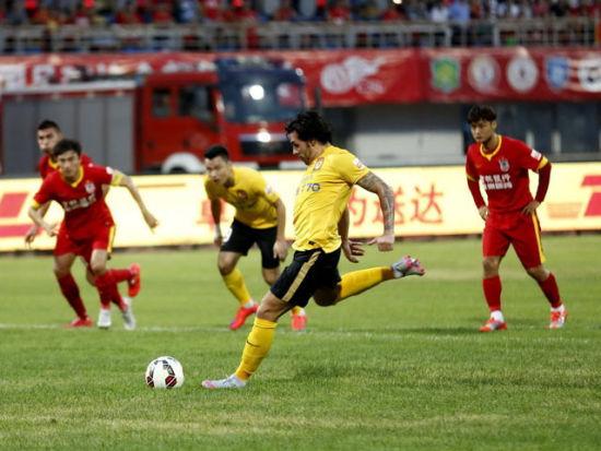 奥运冠军助阵 亚洲羽毛球精英巡回赛北京通州挥拍（奥运冠军领衔，亚洲羽毛球精英巡回赛在北京通州开拍）