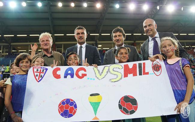 年年欧冠失误染红，这集我看过…巴萨客场不敌切尔西！（欧冠再现失误+红牌，似曾相识！巴萨客场负于切尔西）