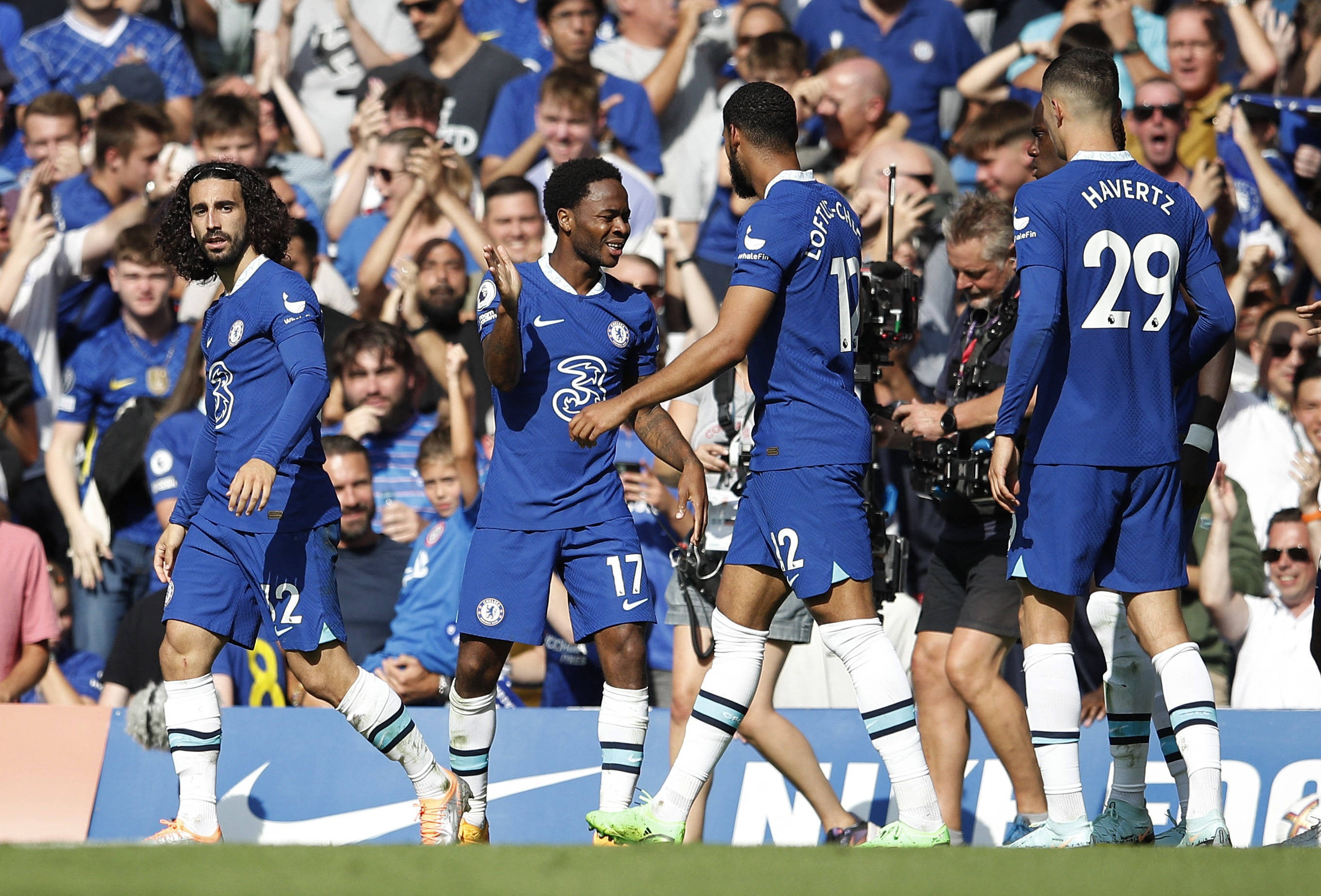 乌度卡：芬尼-史密斯将从替补打起，出场时间在15分钟左右（乌度卡透露：芬尼-史密斯将以替补出战，预计出场约15分钟）